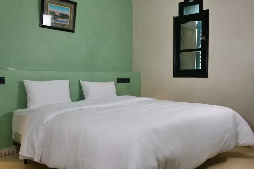 kasbah_zitoune_guesthousen_in_ouarzazate_-_twin_daddes_room-2