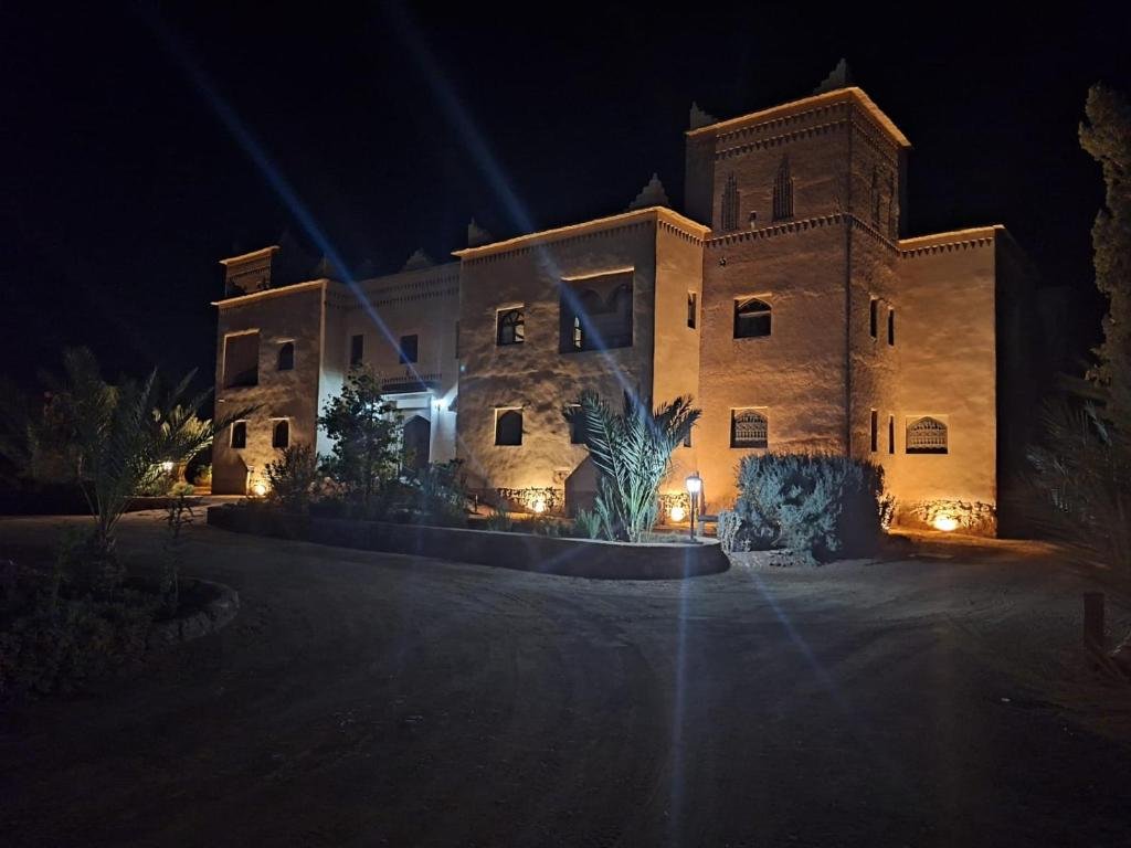 Home 13 kasbah zitounr on the night